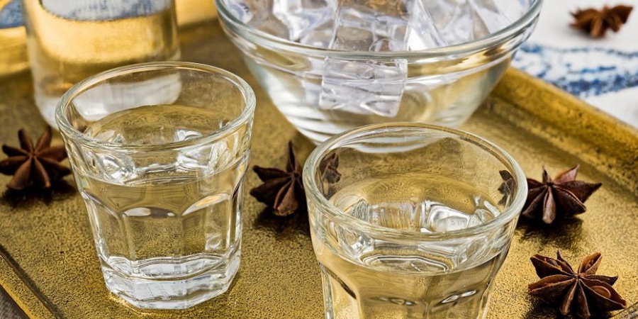 Τα ελληνικά αποστάγματα βγαίνουν στο εξωτερικό