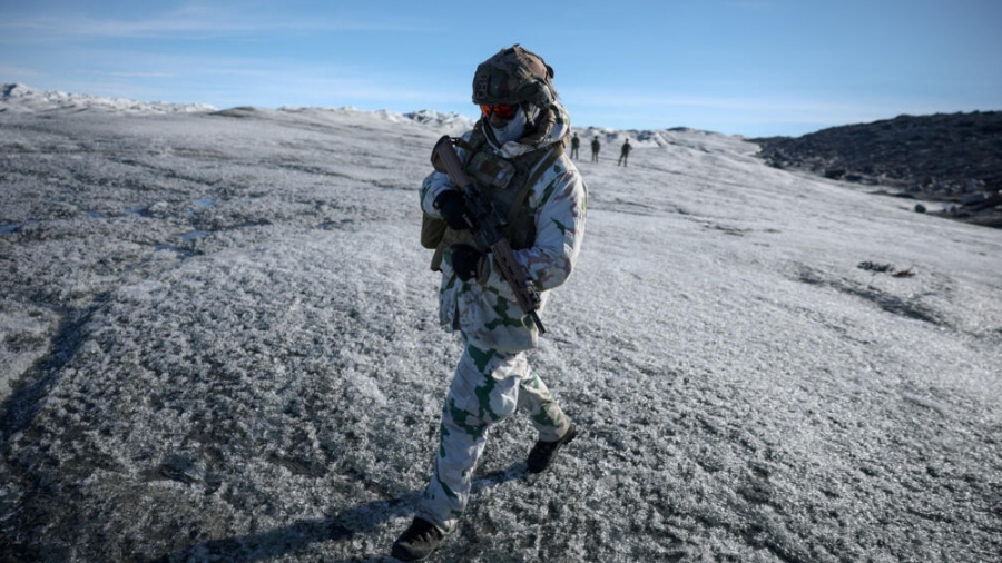 «Μοιάζει με ανέκδοτο» - Ο Ιταλός ΥΠΑΜ σαρκάζει την αποστολή ευρωπαϊκών στρατευμάτων στην Γροιλανδία
