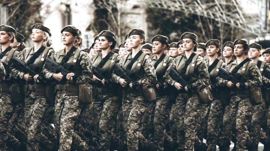 Τρόμος και αθλιότητα στο ουκρανικό ράιχ: Το Τάγμα Skala ρίχνει στον πόλεμο γυναίκες με βαρύ ποινικό μητρώο