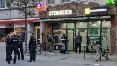 Σοκ στη Γερμανία - Άγνωστος άνοιξε πυρ σε αγορά, αρκετοί τραυματίες