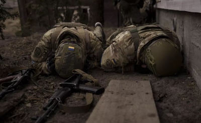 Τραγικό: Οι νεοσύλλεκτοι Ουκρανοί σκοτώνονται από τις πρώτες μέρες – InfoBRICS: Αντιμέτωπη με κατάρρευση η Ουκρανία