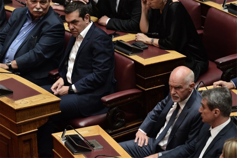 Τσίπρας και Παπανδρέου διαψεύδουν τα περί ένταξης του ΣΥΡΙΖΑ στη Σοσιαλιστική Διεθνή