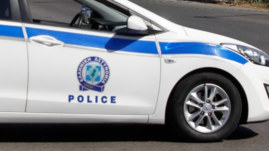 Ναύπακτος: Διακοπή κυκλοφορίας σε επαρχιακή οδό, λόγω του κύματος κακοκαιρίας