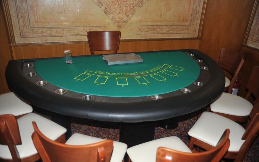 «Μίνι καζίνο» εντοπίστηκε στην Καλλιθέα - Συνελήφθησαν δεκαεπτά άτομα