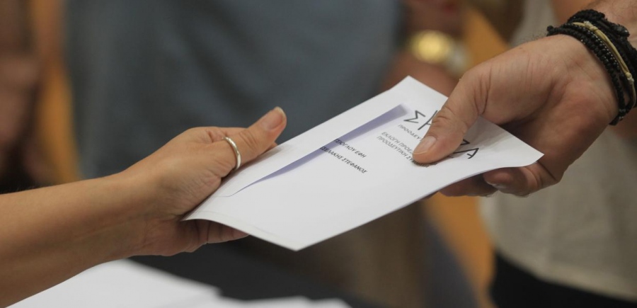 Τριγμοί στον ΣΥΡΙΖΑ: «Υπερβολές» Κασσελάκη – Δεν θα ψηφίσουν πάνω από 135.000