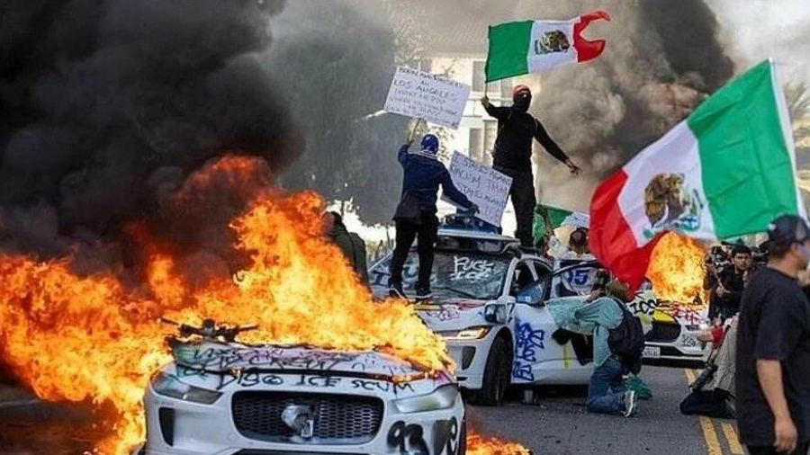 Χάος εμφυλίου σε ΗΠΑ – Ο Trump κηρύσσει ολοκληρωτικό πόλεμο στο «παράλληλο κράτος» των ΜΚΟ και της Αριστεράς