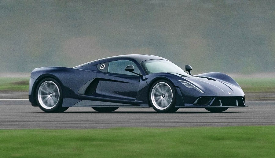 To Hennessey Venom F5 των 1.843 ίππων πιάνει πάνω από 500 χλμ./ώρα