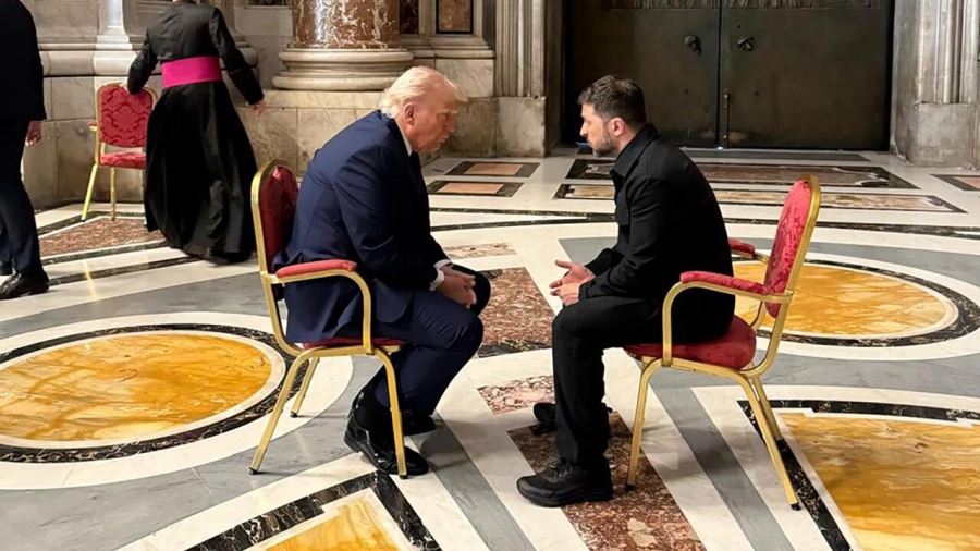 Συγκλονιστική δήλωση Trump μετά τη συνάντηση με Zelensky: Ο Putin δεν θέλει να τελειώσει ο πόλεμος στην Ουκρανία, παίζει μαζί μου