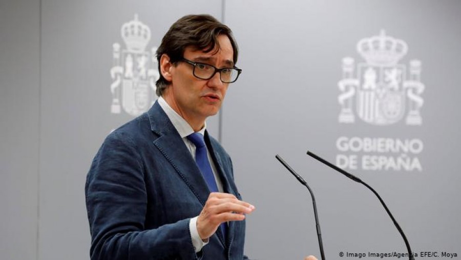 Παραιτήθηκε ο Ισπανός υπουργός Υγείας Salvador Illa