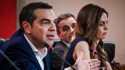 Χωρίς κόμμα ο Τσίπρας (;), οριακά αξιωματική αντιπολίτευση ο ΣΥΡΙΖΑ - Ρουκέτες από Τεμπονέρα - Κασσελάκης: Εσωστρέφεια τέλος