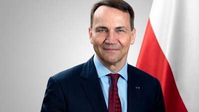 Sikorsky (ΥΠΕΞ Πολωνίας): Οι εγγυήσεις ασφαλείας είναι άχρηστες - Κανείς δεν θέλει να πολεμήσει τη Ρωσία