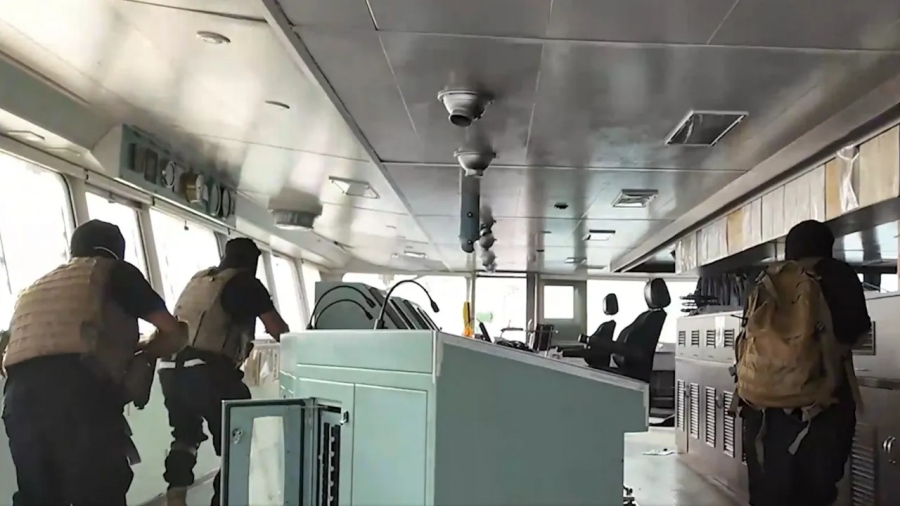 Θρίλερ σε Ερυθρά Θάλασσα - Αγνοείται Έλληνας από Eternity C - Φόβοι για απαγωγές από Houthi - Νέo βίντεο