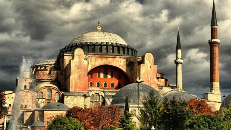 Νέα πρόκληση της Τουρκίας: Στα διαβατήρια ως τζαμί η Αγία Σοφία