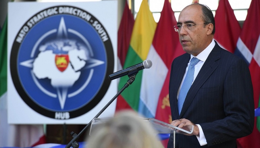 Alvargonzález (NATO):  Οι απολυταρχικές δυνάμεις ψάχνουν να βρουν τις αδυναμίες της φιλελεύθερης τάξης
