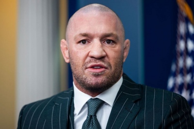 Σεισμός στην Ιρλανδία - Ο διάσημος μαχητής ΜΜΑ Conor McGregor κατεβαίνει για πρόεδρος και θέλει να τινάξει στον αέρα το κατεστημένο