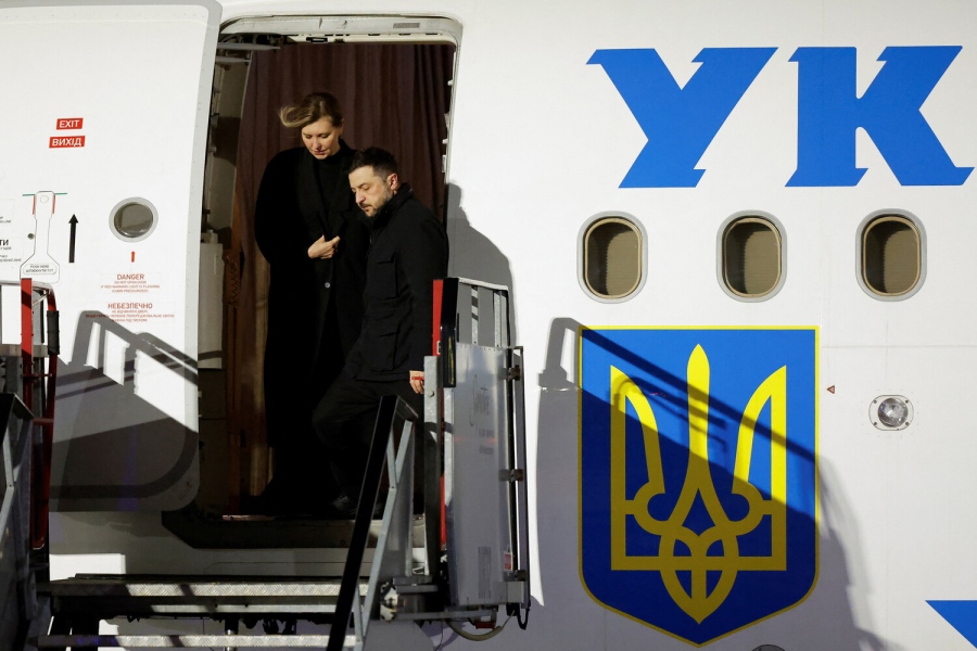 Θρίλερ: Τι νέο έγινε γνωστό για τα στρατιωτικά drones που παρακολουθούσαν το αεροπλάνο του Zelensky στην Ιρλανδία