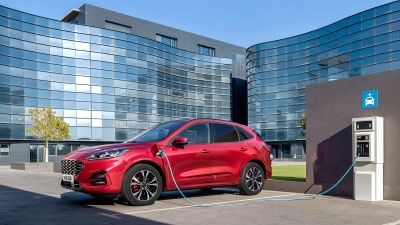 Νέο Ford Kuga και με plug-in υβριδικές εκδόσεις