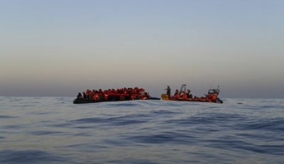 Τραγωδίες χωρίς τέλος στη Μεσόγειο – Νέο ναυάγιο με 30 αγνοούμενους, «πυρά» δέχεται η Ιταλία