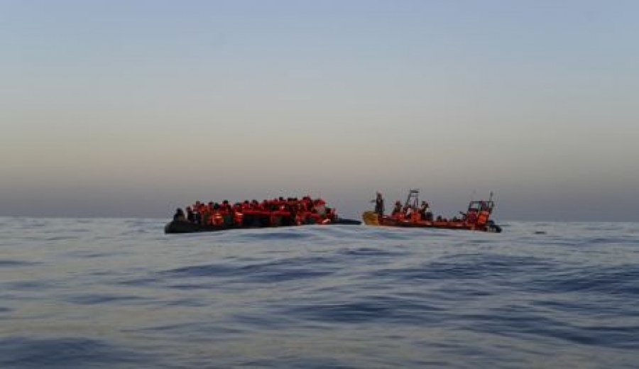 Τραγωδίες χωρίς τέλος στη Μεσόγειο – Νέο ναυάγιο με 30 αγνοούμενους, «πυρά» δέχεται η Ιταλία