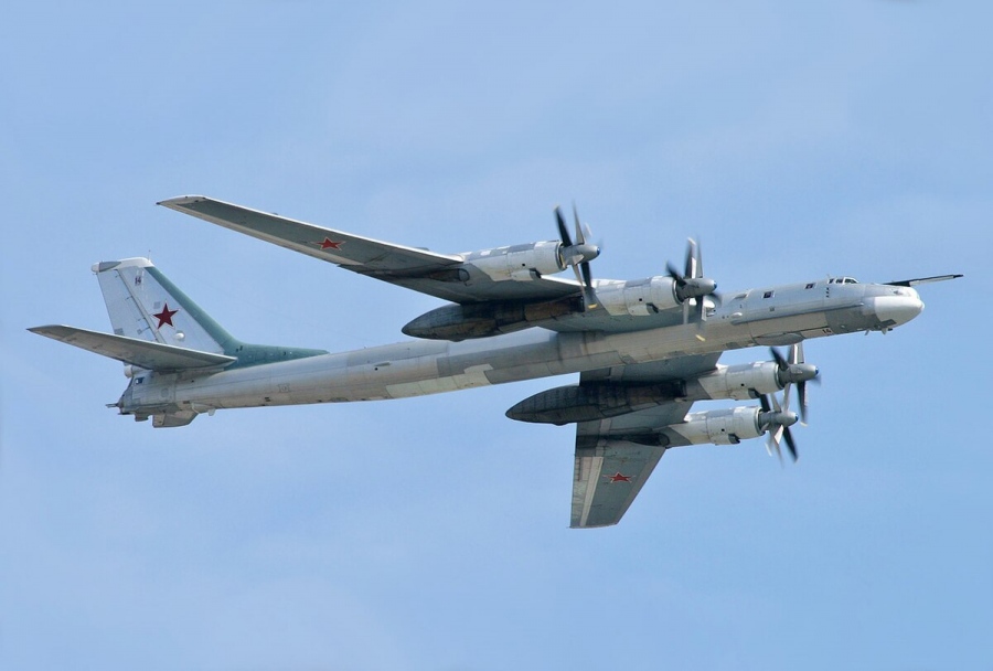 Ρωσικά βομβαρδιστικά TU-95M πέταξαν κοντά στη Νορβηγία - Με συνοδεία «άγνωστης προέλευσης»