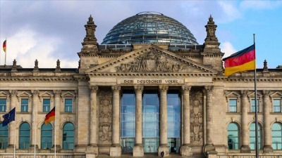 Γερμανία: Χωρίς φρένο η φθορά της κυβέρνησης συνασπισμού, καταρρέει το SPD  – Το 60% θέλει πρόωρες εκλογές