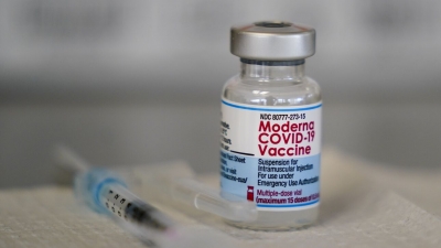 Θετικά αποτελέσματα της νέας εκδοχής του εμβολίου της κατά της Όμικρον ανακοίνωσε η Moderna