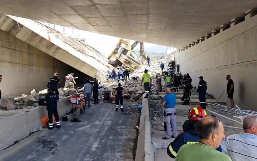 Πάτρα: Τέσσερις συλλήψεις για την κατάρρευση της γέφυρας - Ένας νεκρός, ψάχνουν 3 ανθρώπους στα συντρίμμια - Τι απαντά η Άβαξ