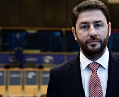 Εσωκομματικές εκλογές ΚΙΝΑΛ - Ψήφισε ο Ανδρουλάκης: Να μου δώσουν καθαρή εντολή για ανανέωση και πολιτική αυτονομία