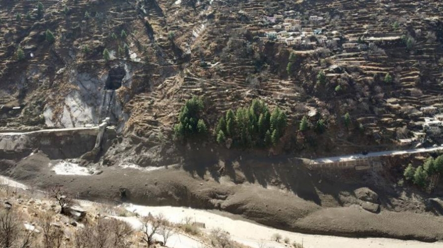 Ινδία: 7 νεκροί και 125 αγνοούμενοι από την κατάρρευση παγετώνα των Ιμαλαΐων