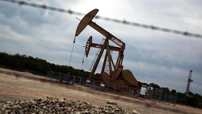 «Βουτιά» 1,6% για το πετρέλαιο – Στα 69 δολ. το Brent και στα 64,5 δολ. το WTI
