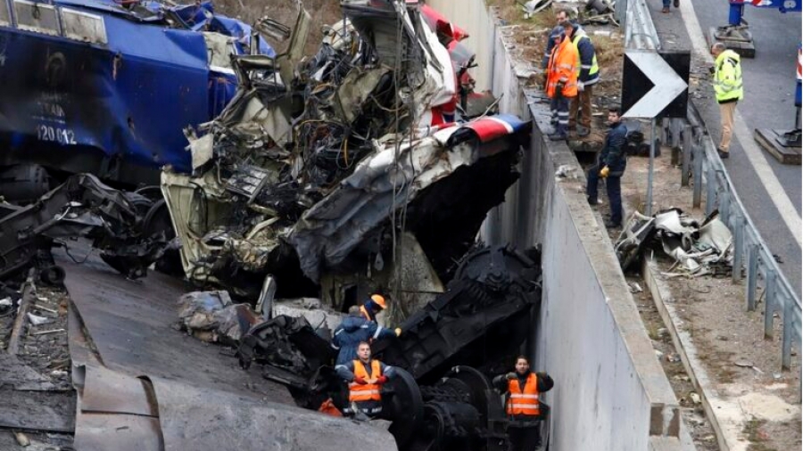 Συναγερμός στο Μαξίμου μετά τα Τέμπη - Εντατικοί έλεγχοι σε όλα τα μέσα μαζικής μεταφοράς