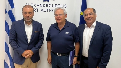 Στη Θράκη ο Menendez (ΗΠΑ) - Επισκέφθηκε το λιμάνι Αλεξανδρούπολης