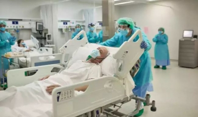 Τον κώδωνα του κινδύνου κρούουν οι γιατροί:  Τα νοσοκομεία γίνονται μονοθεματικά, λόγω Covid