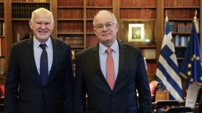 Το...ρουσφέτι που ζήτησε ο ΓΑΠ από τον Τασούλα στο Προεδρικό