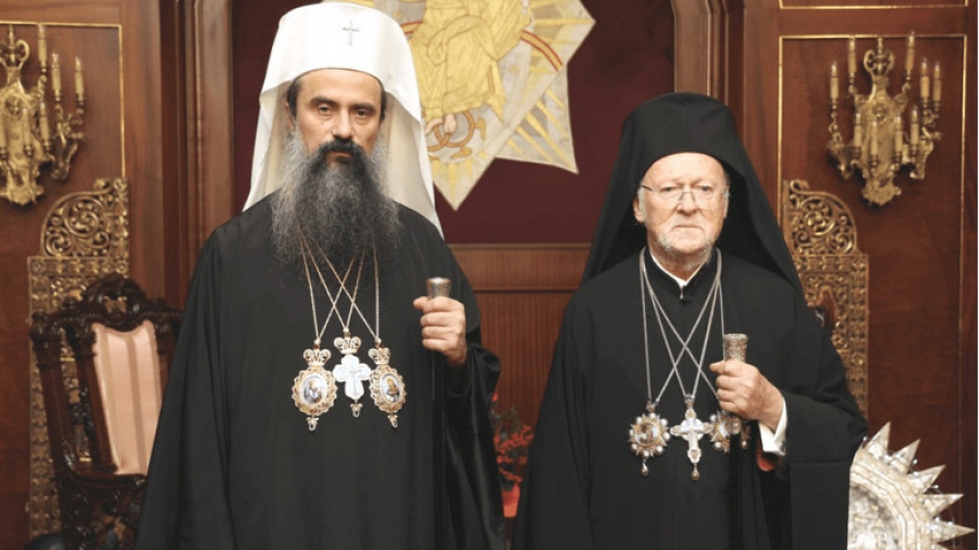 Πάνε να «κάψουν» τα Βαλκάνια: «Μπλόκο» στον Βαρθολομαίο στη Μονή Ρίλα – Αντάρτικο χιλιάδων ορθόδοξων κατά του «αμερικανικού δάκτυλου»