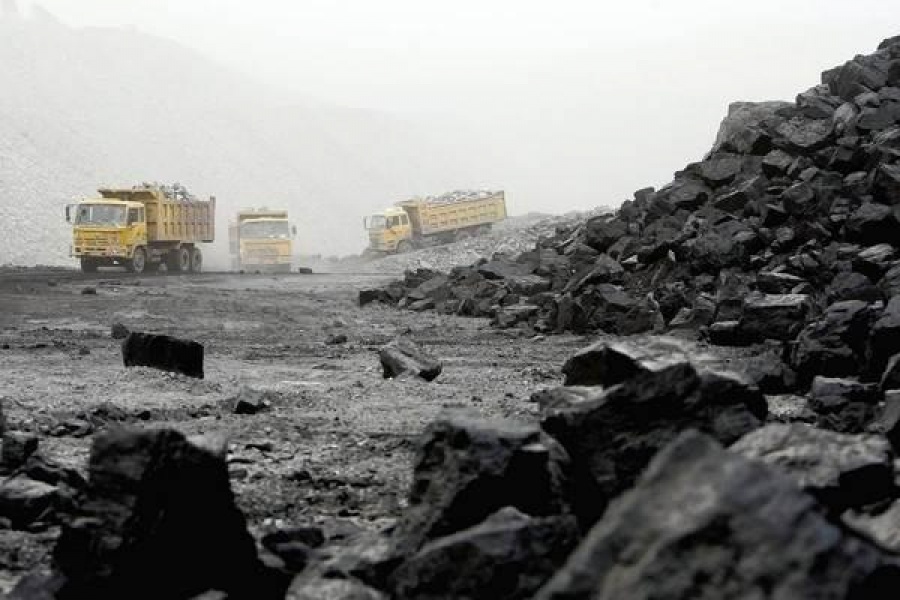 H Κίνα αναπτύσσει εναλλακτικές πηγές ενέργειες μετατρέποντας το κάρβουνο σε πετρέλαιο