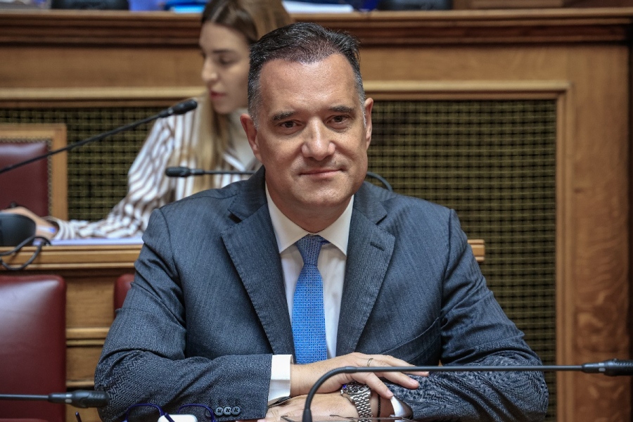 Πυρά υγειονομικών κατά Γεωργιάδη: «Για γέλια και για κλάματα ο σύγχρονος Κλουζώ»