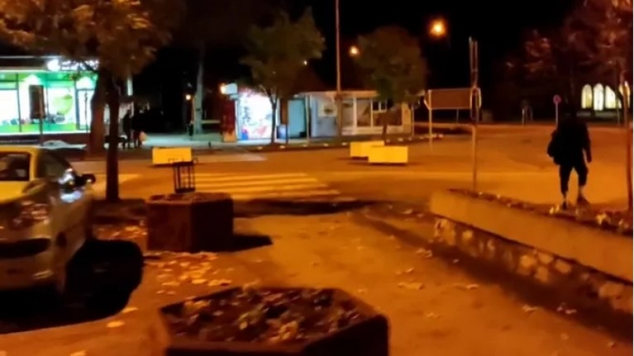 Χάος στη Σερβία: Οπλισμένοι μετανάστες και διακινητές συγκρούονται στα σύνορα με την Ουγγαρία