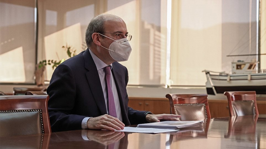 Σύγκρουση για τα εργασιακά - ΣΥΡΙΖΑ: Τηλεπωλητής απλήρωτων 10ωρων ο Χατζηδάκης - Προκαλείτε κατάθλιψη λέει ο υπ.Εργασίας