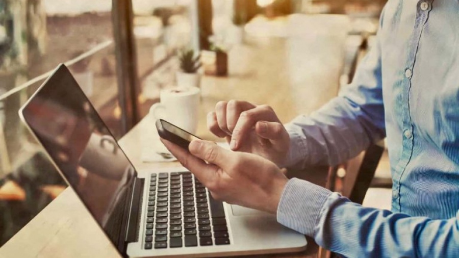 Η Booking com αποκαλύπτει το μέλλον στα επαγγελματικά ταξίδια έως το 2050