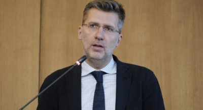 Σκέρτσος (υφ. παρά τω πρωθυπουργώ): Μια επιχείρηση θα μπορεί να αλλάξει ως δυο φορές χαρακτήρα, αμιγή ή μεικτό