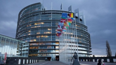 Ευρωπαϊκό Κοινοβούλιο: Νέοι κανόνες για τα χαρακτηριστικά ασφαλείας οχημάτων