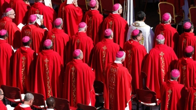 Πολωνία: Το Βατικανό «παραίτησε» επίσκοπο μετά την οργάνωση ... οργίου στην ενορία του