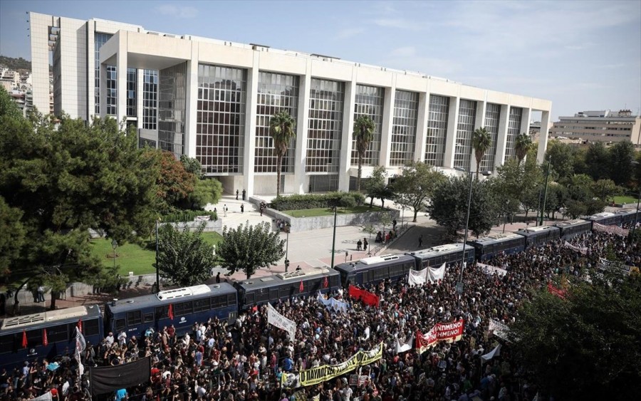 Κυκλοφοριακές ρυθμίσεις έξω από το Εφετείο Αθηνών και στις 13/10