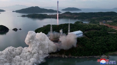 Κατασκοπευτικό δορυφόρο εκτοξεύει η Βόρεια Κορέα - Ιαπωνία: Τα αμυντικά συστήματα μας είναι έτοιμα για ο,τιδήποτε