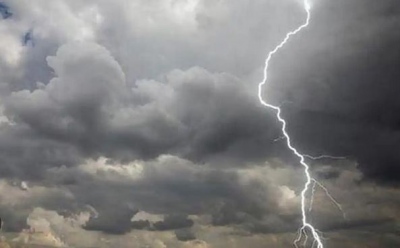 Φωτιά ξέσπασε στον Διόνυσο από... κεραυνό - Σε συναγερμό η Πυροσβεστική