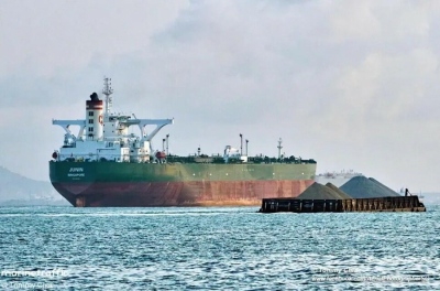 Hell with new Trump - Xi conflict: Chinese tankers break the blockade, head to Venezuela