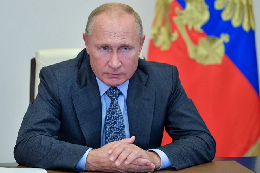 Putin: Σχεδόν όλη η δύναμη του ΝΑΤΟ κατά της Ρωσίας - Ο ρωσικός στόλος θα εξοπλιστεί με υπερηχητικούς πυραύλους Zircon