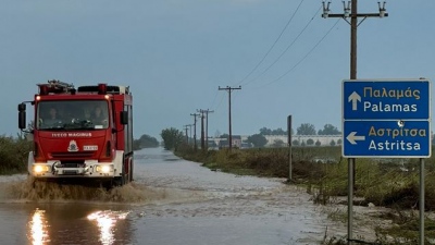 Πυροσβεστική για Θεσσαλία: Συνολικά 10.334 κλήσεις – Έγιναν 3.707 αντλήσεις υδάτων και 3.576 απομακρύνσεις ατόμων