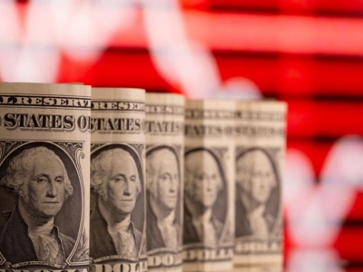Πόλεμος κατά του δολαρίου από τις κεντρικές τράπεζες – Γιατί το ξεφορτώνονται από τα συναλλαγματικά τους αποθέματα